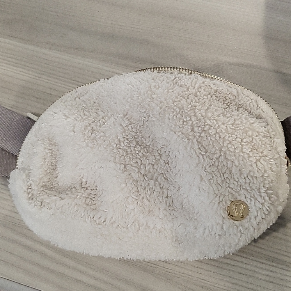 LuluLemon belt bag